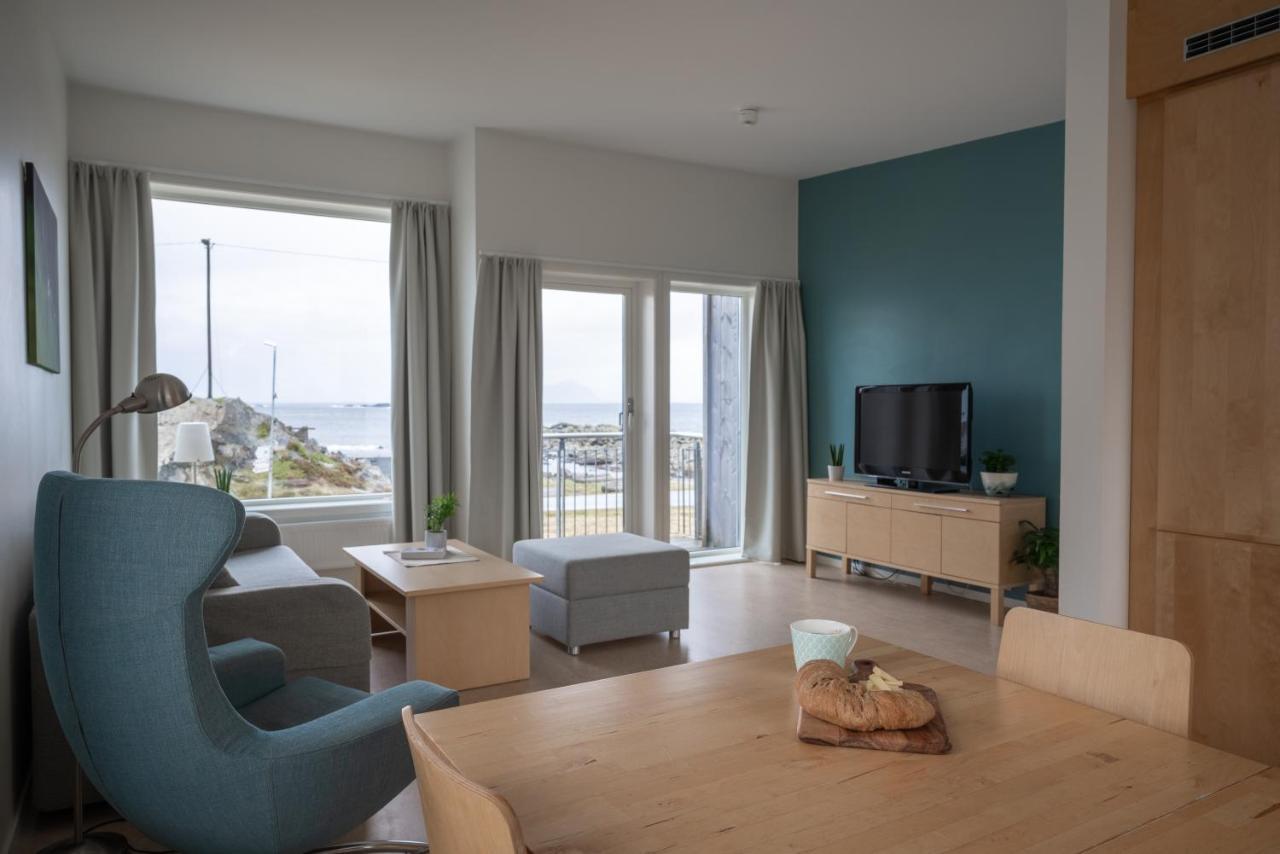 Aparthotel Runde Miljosenter & Opplev Rundøy Extérieur photo