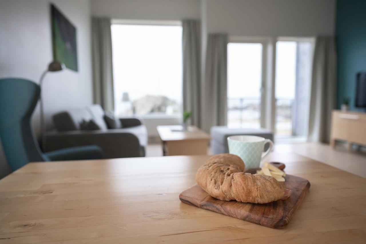 Aparthotel Runde Miljosenter & Opplev Rundøy Extérieur photo