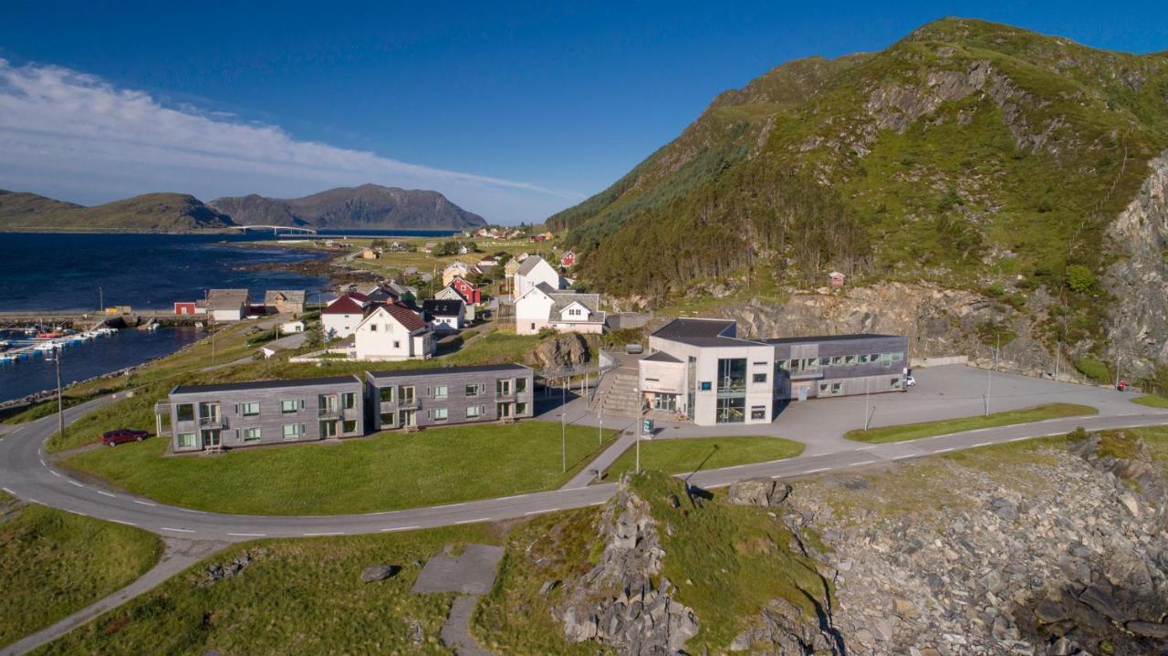 Aparthotel Runde Miljosenter & Opplev Rundøy Extérieur photo